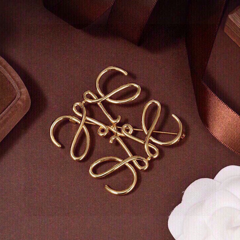 18K LOEWE Anagram Gold Brooch